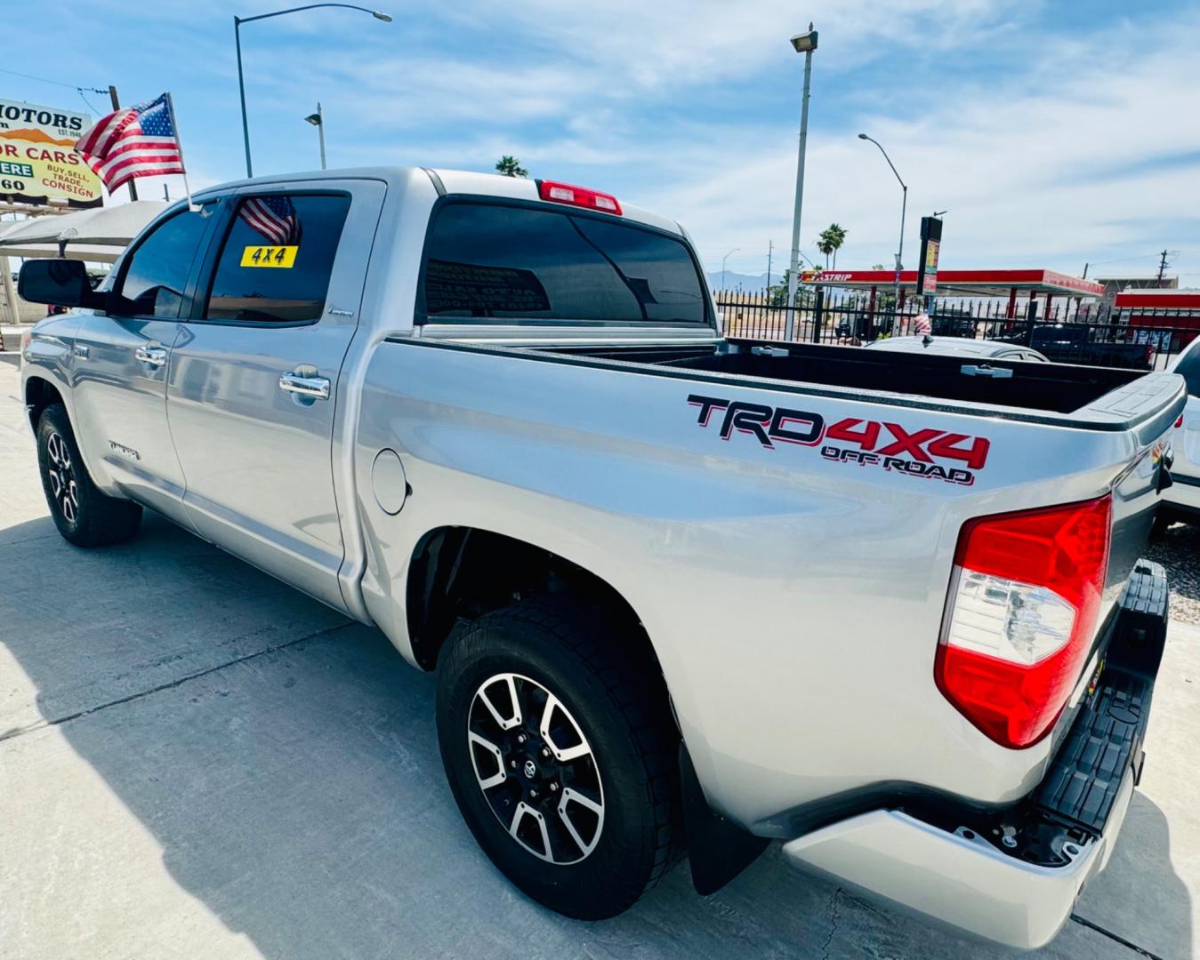 2015 Silver /grey Toyota Tundra (5TFHW5F17FX) , located at 2190 Hwy 95, Bullhead City, AZ, 86442, (928) 704-0060, 0.000000, 0.000000 - On consingment. 2015 Toyota Tundra Limited crew max 4x4. 1 owner. 90k miles. bluetooth, backup camera, bedliner, tow packagge. 5.7 V8. Limited edition. nice clean truck. - Photo#4